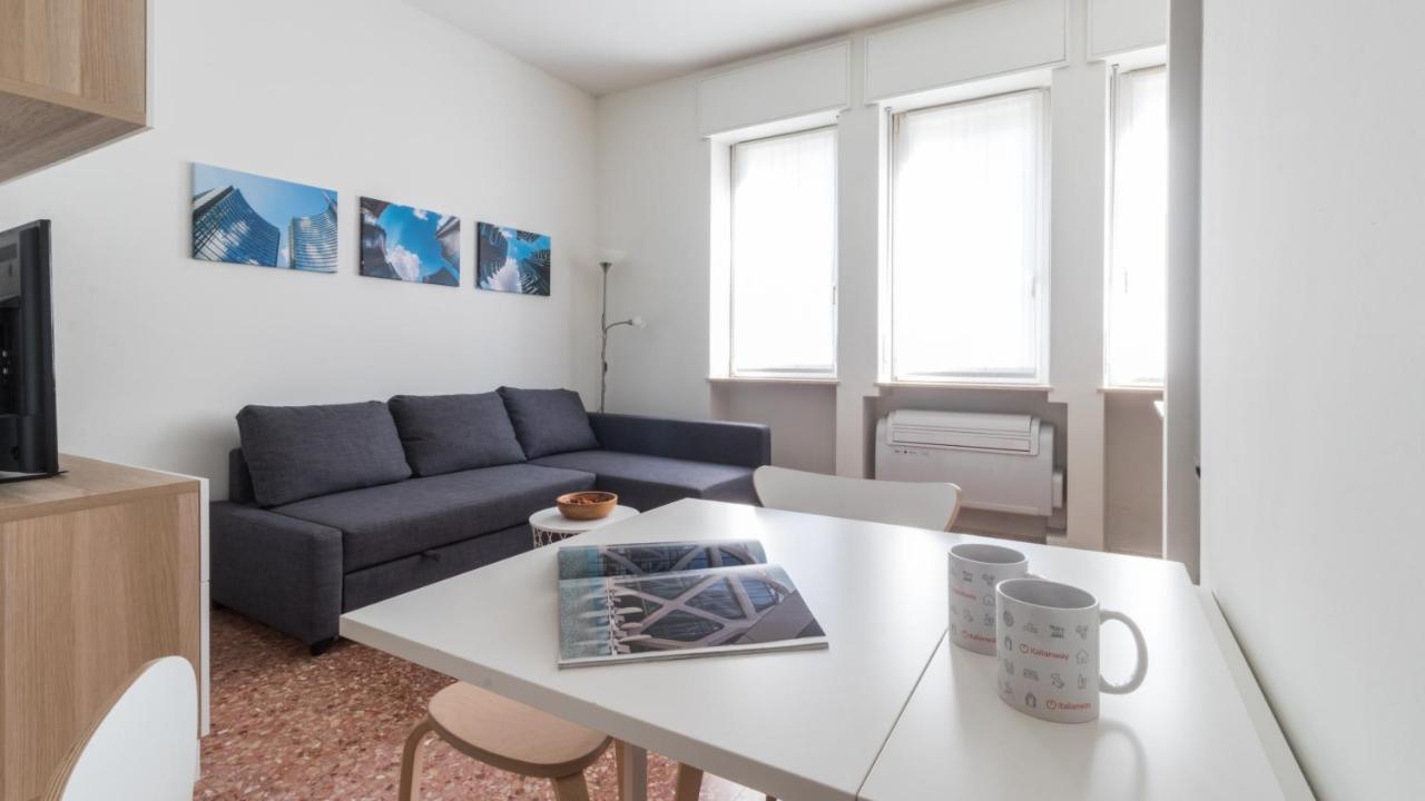 Italianway - Zara 63 Apartment มิลาน ภายนอก รูปภาพ